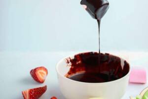 Chocolade fondue met vers fruit